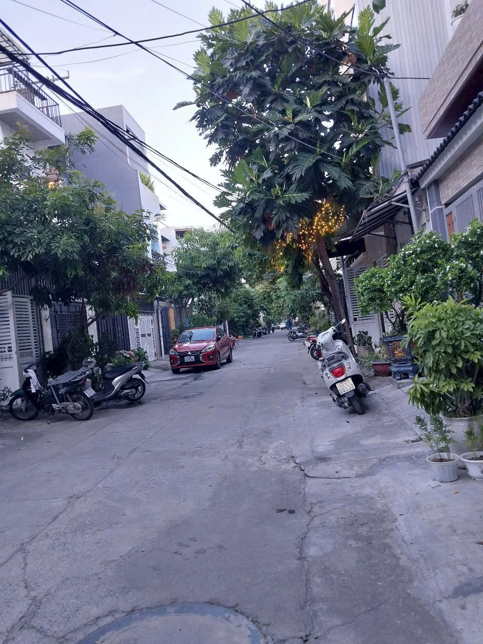 HIẾM CÓ ĐỂ ĐẦU TƯ! Nhà 2 tầng ngang 7m Nguyễn Văn Thoại, vị trí đắc địa, hướng Đông mát mẻ, chỉ 9.5 - Ảnh 4