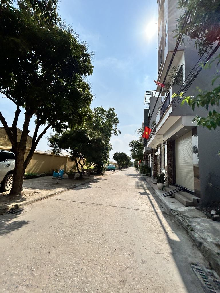 Chính chủ bán đất trung tâm Trâu Quỳ/Gia Lâm, 40m2 đường 2 oto tránh, miễn TG,MG - Ảnh chính