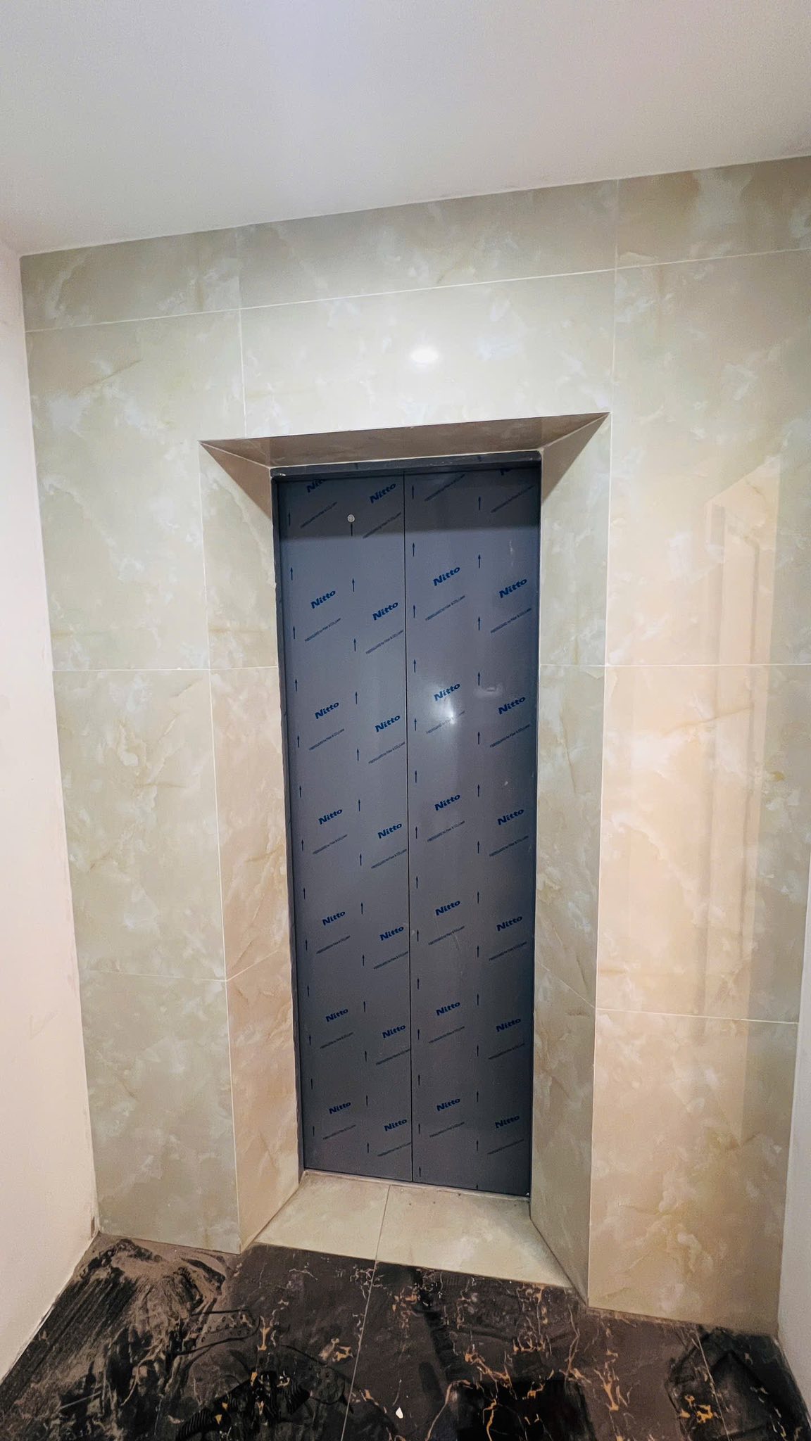 Bán Nhà Trương Định, Hoàng Mai , Mới kooong , thang máy 5T 42m2 3,6m Mặt tiền,giá 8,9 Tỷ - Ảnh 2