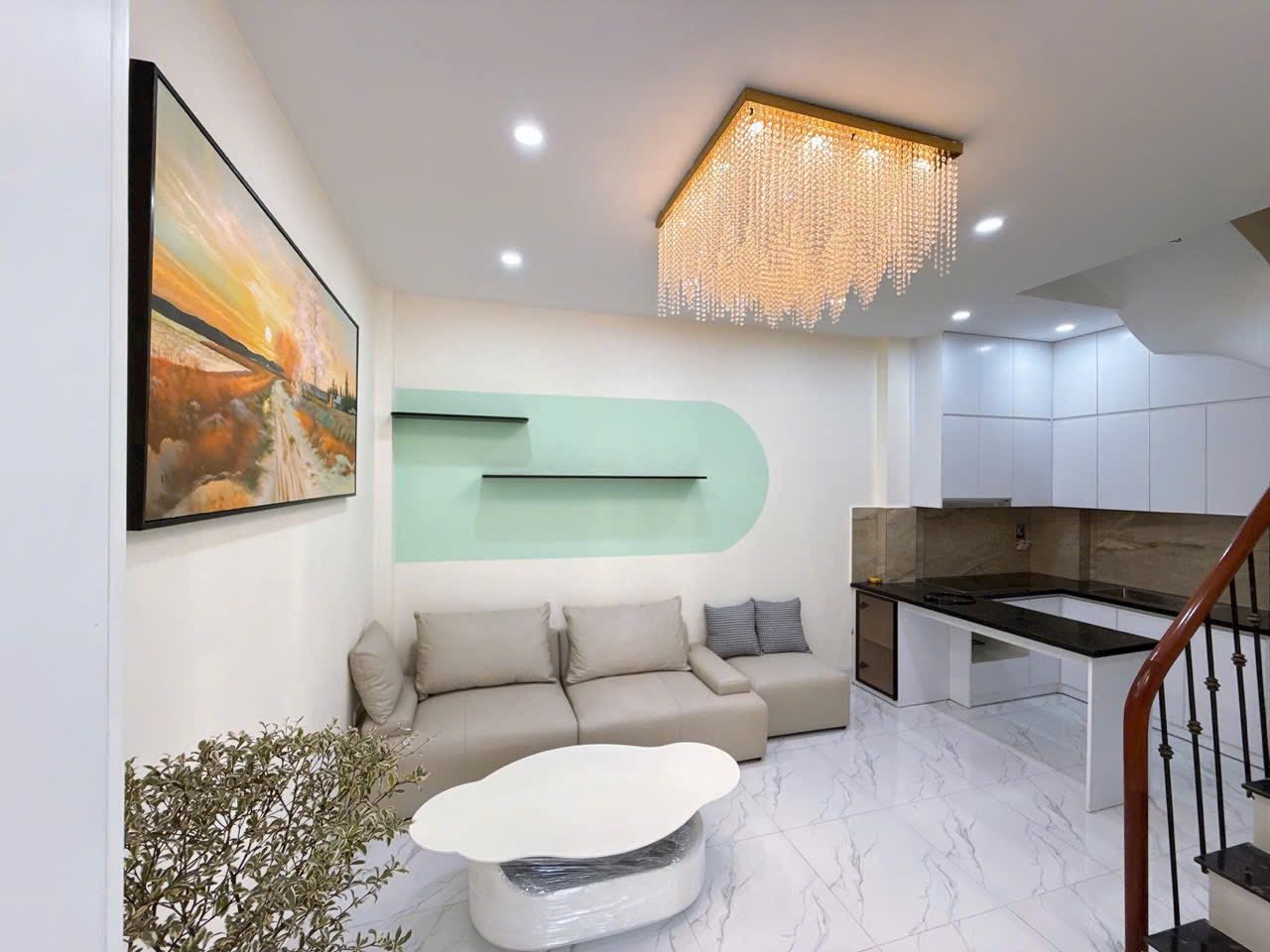 Bán Nhà Trương Định Hoàng Mai , 37m2 5T 4m mặt tiền giá 6,35 tỷ - Ảnh chính