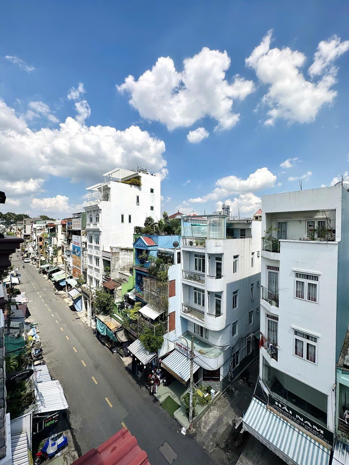 @ Bán Nhà Hẻm Lô Góc Mặt Tiền nhà Nhật Tảo (Ngang bự hiếm 5.5X11.5m), P8, Quận 10 - Ảnh 4
