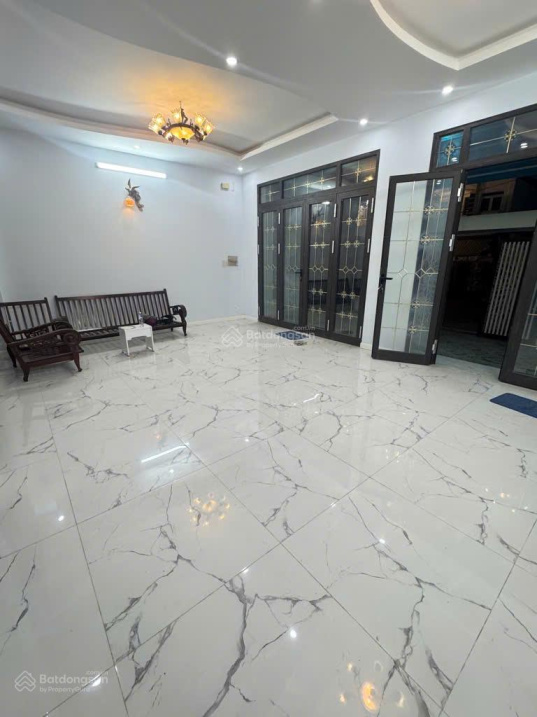 Bán biệt thự siêu đẹp mặt tiền đường 15m - KDC Conic - 4 tầng, 8PN, 8WC, 140m2 (7x20m) - Giá chỉ - Ảnh 2