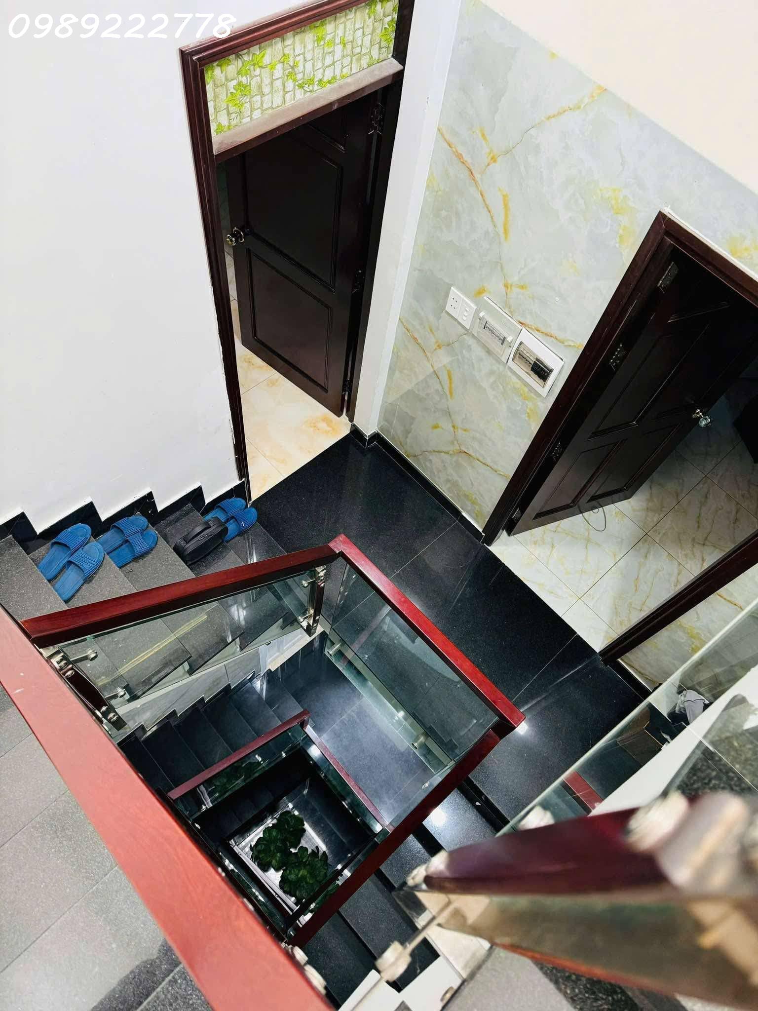 VIP [#QUẬN_3] - P14- LÔ GÓC -HXH- SÁT MẶT TIỀN- MỚI ĐẸP GẦN 60M2- NGANG 4.3- 6 TẦNG 10PN- CHÍNH CHỦ - Ảnh 1