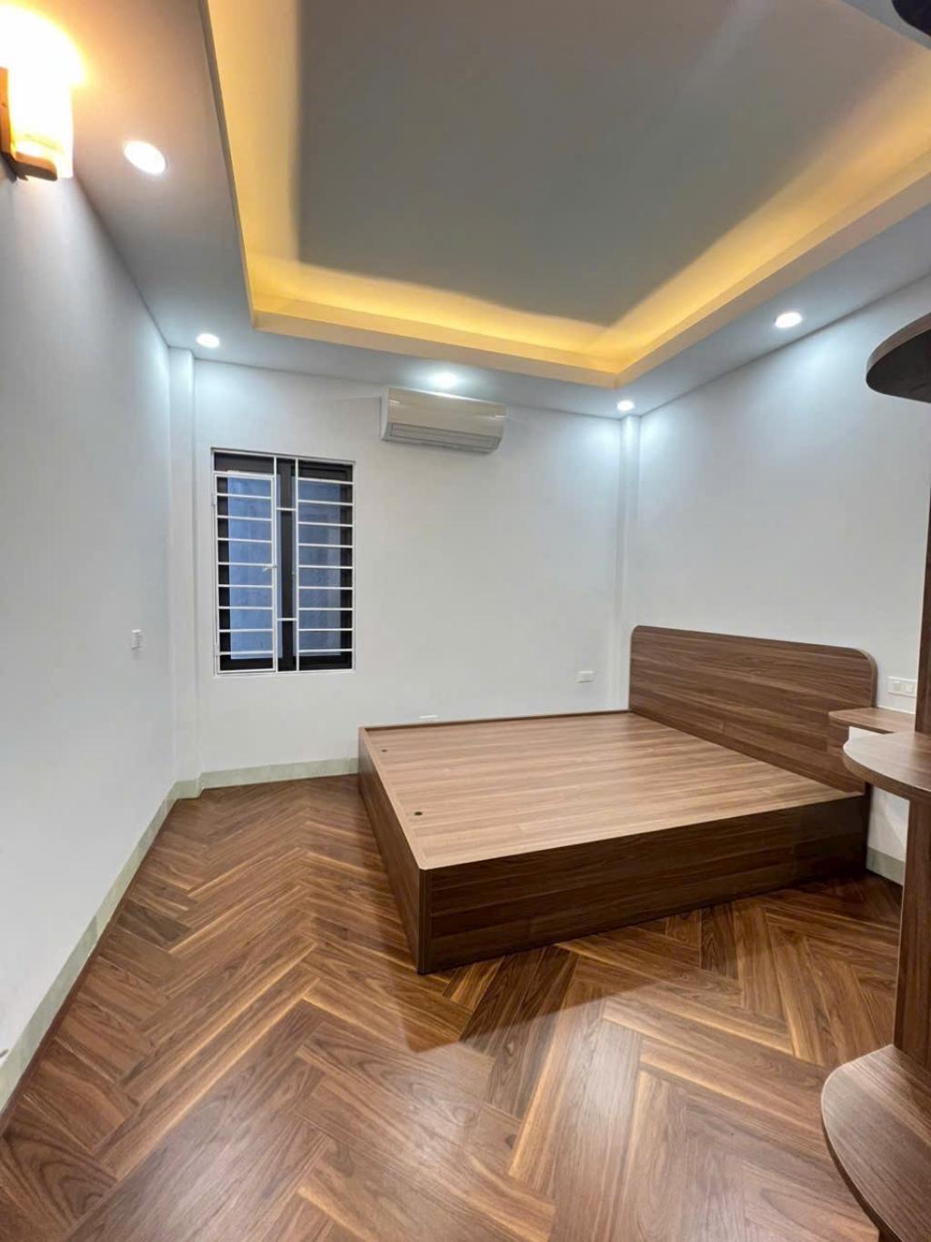 BÁN NHÀ KIM GIANG-Ô TÔ ĐỖ CỬA-NHÀ ĐẸP 33M-5 TẦNG GIÁ 5,45 TỶ - Ảnh 2