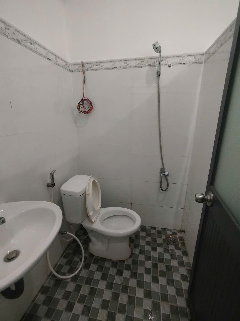 CHO THUÊ PHÒNG TRỌ 306/52 VƯỜN LÀI AN PHÚ ĐÔNG 16M2 CHỈ 3TR2/TH. LH;0921699268. - Ảnh 1