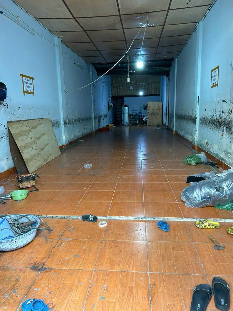 Bán nhà Mặt tiền Hiền Vương - thông ra Nguyễn Sơn, 8x22.5m, Cấp 4, tiện xây mới, 16.9 tỷ. - Ảnh chính