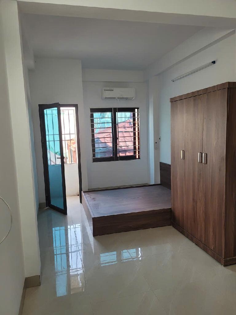HƠN 5 TỶ-NHÀ YÊN XÁ-MỚI KOONG-7 TẦNG THANG MÁY-5 NGỦ-25TR/THÁNG - Ảnh 3