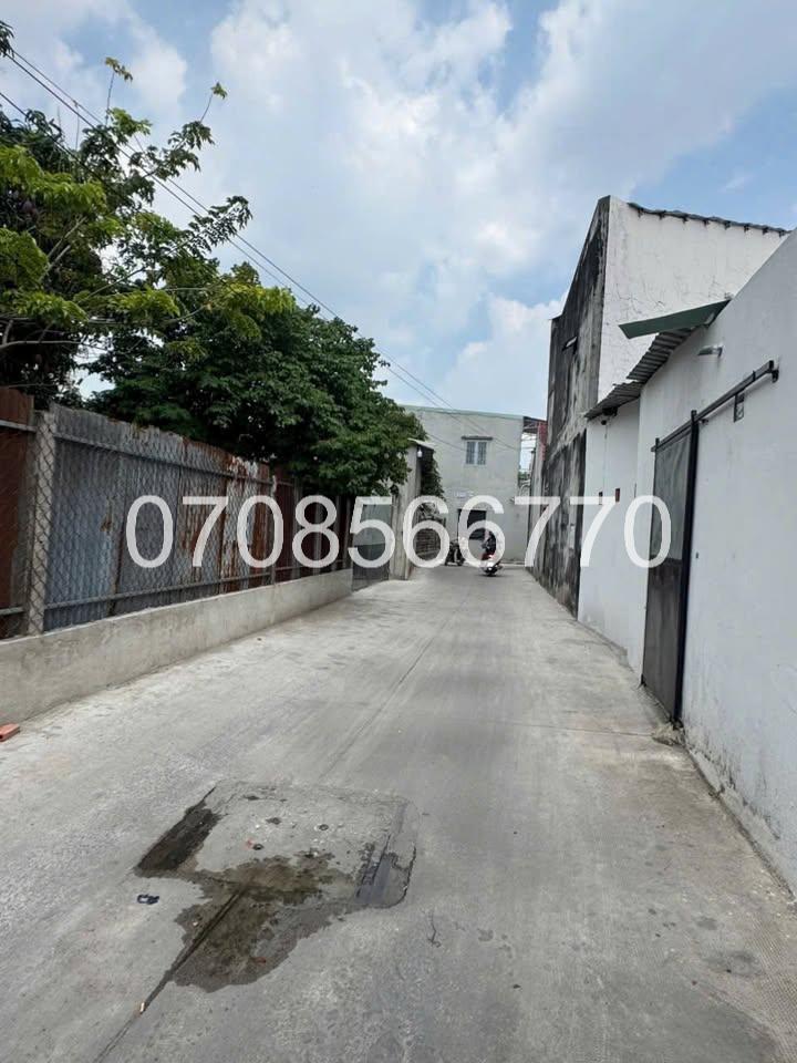 Nhà Bình Chánh DT 36 m2, cách chợ Bình Chánh 5 phút xe máy chỉ nhỉnh 500tr - Ảnh 2