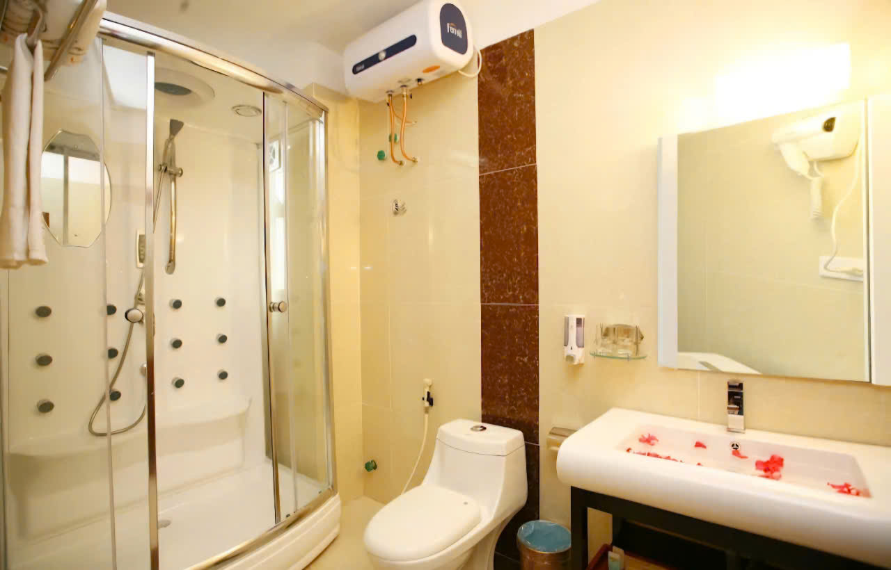Bán nhà mặt phố Ấu Triệu, Hoàn Kiếm, 72m xây 7 tầng thang máy + Hầm, tum, giá 73 tỷ. LH: 0366051369 - Ảnh 1