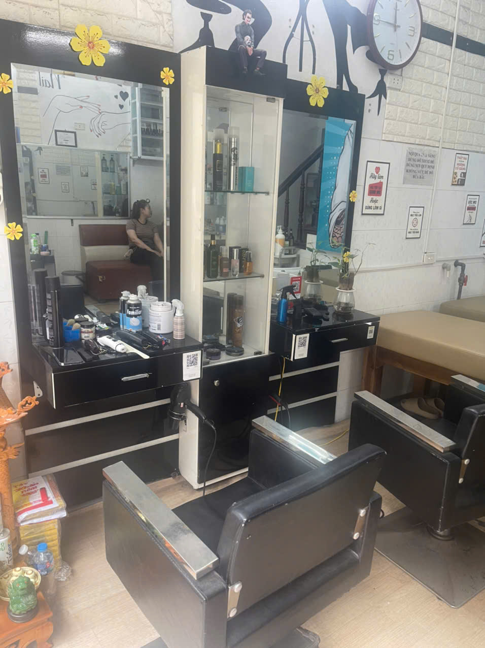 SIÊU HÓT – MÌNH CHÍNH CHỦ SANG NHƯỢNG LẠI CỬA HÀNG TÓC Ở CẦU GIẤY, HÀ NỘI – GIÁ CẢ HỢP LÝ - Ảnh 2