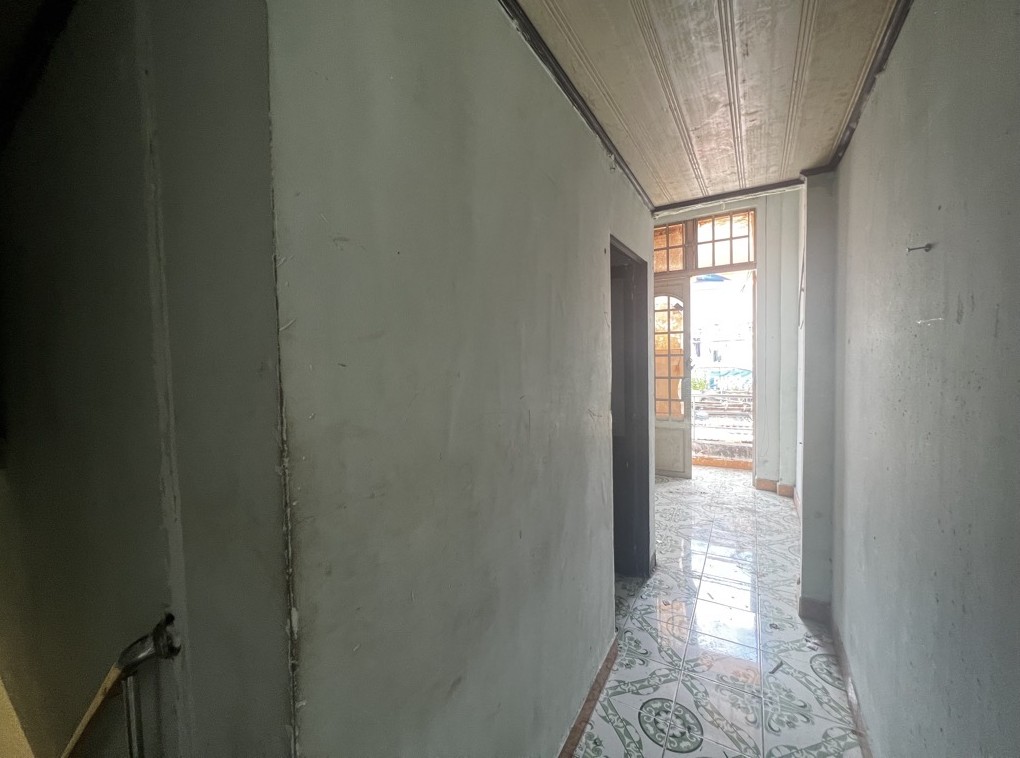 NHÀ CŨ, HẺM XE HƠI giáp Phạm Văn Đồng, GIẢM CHÀO 300tr, DTSD 61m2, chỉ 3.85 tỷ - Ảnh 3
