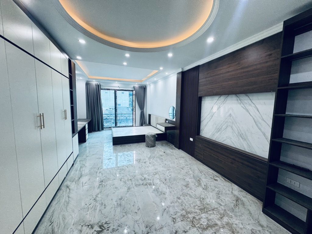 HIẾM-NHÀ ĐẸP-HOÀNG VĂN THÁI-THANH XUÂN-LÔ GÓC 43M-5 TẦNG-5PN-Ô TÔ GẦN-8,55 TỶ - Ảnh chính