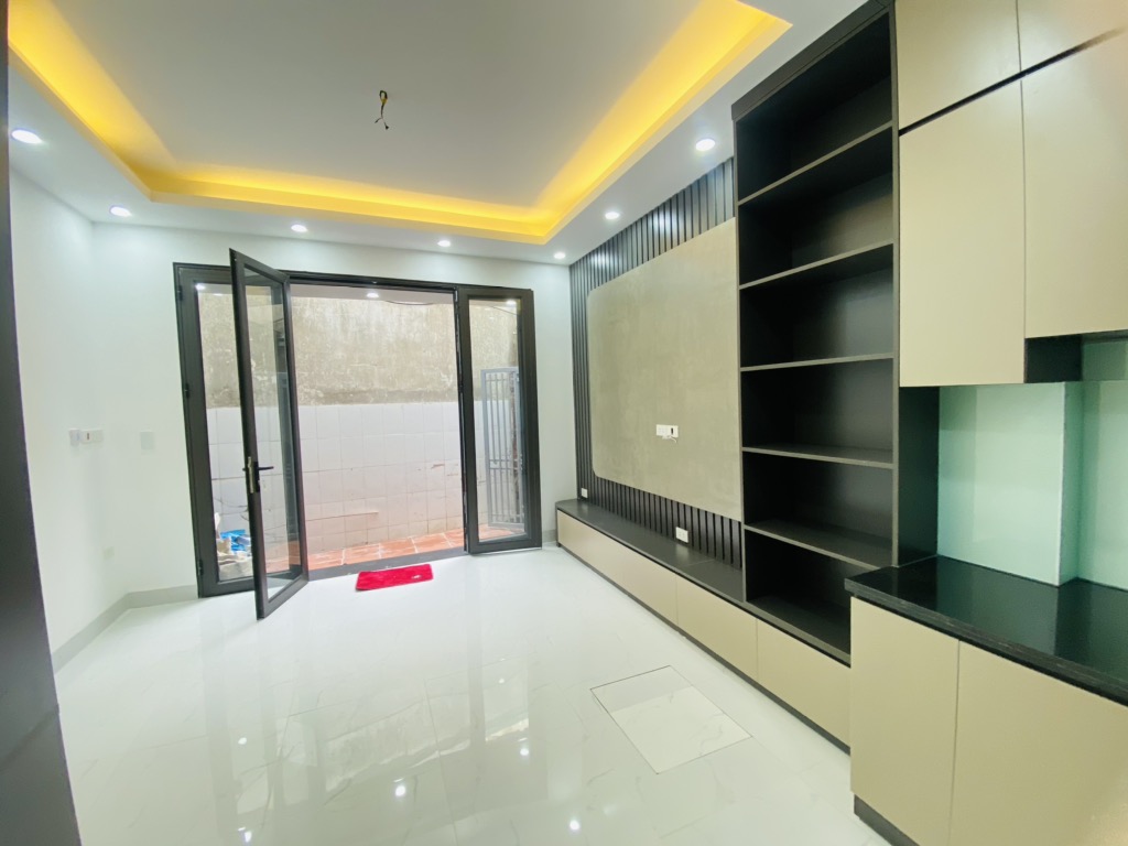 HIẾM-NHÀ ĐẸP-HOÀNG VĂN THÁI-4 TẦNG-NỘI THẤT-Ô TÔ GẦN GIÁ 6,68 TỶ - Ảnh 2