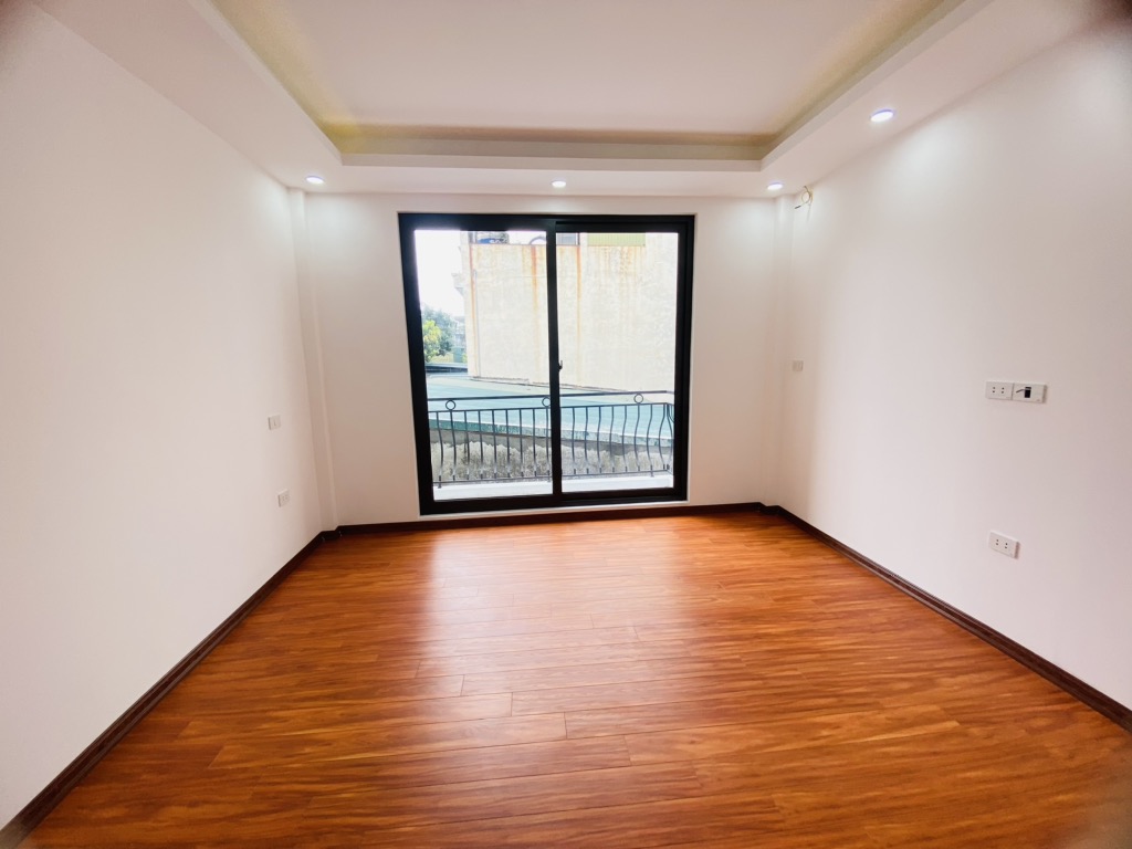 HIẾM-NHÀ ĐẸP-HOÀNG VĂN THÁI-4 TẦNG-NỘI THẤT-Ô TÔ GẦN GIÁ 6,68 TỶ - Ảnh 3