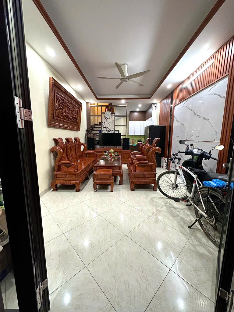 Bán Nhà Đại Đồng Vĩnh Hưng 38m 5 Tầng 4 Phòng Tặng Hết Nội Thất Sổ Đỏ - Ảnh 1