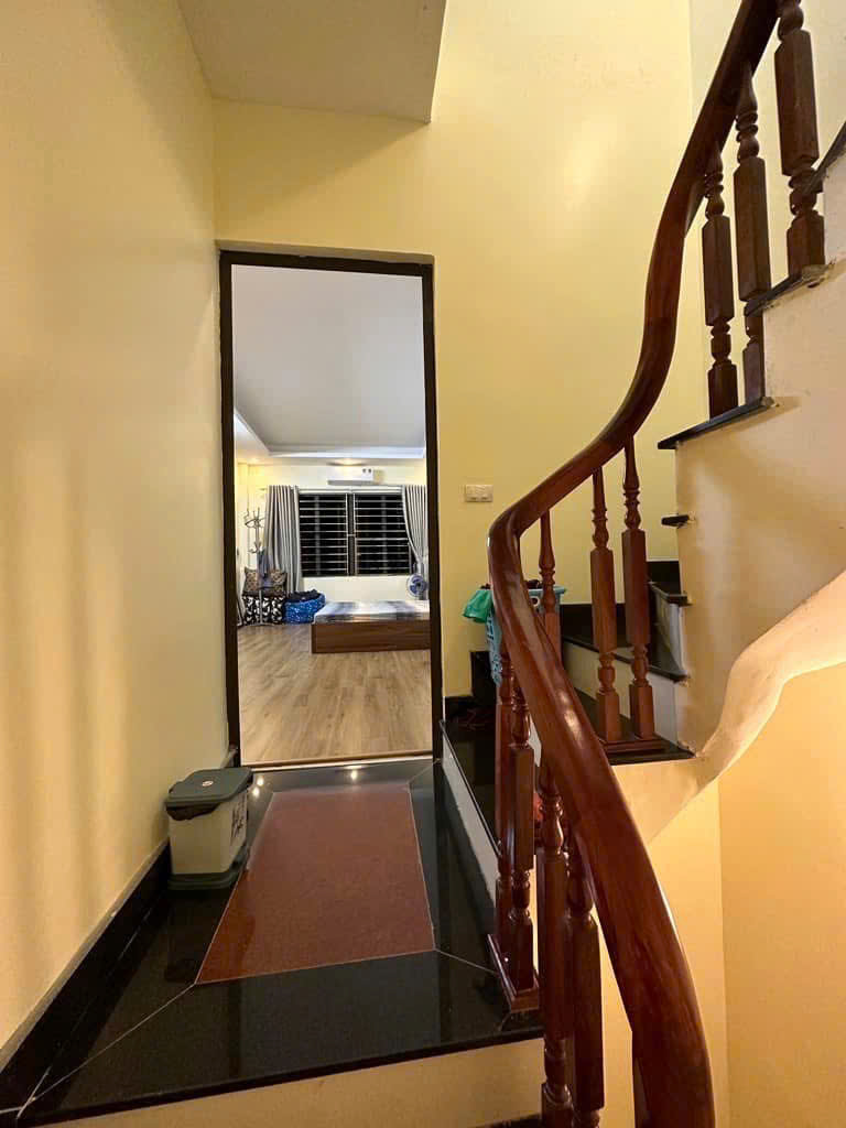 Bán Nhà Đại Đồng Vĩnh Hưng 38m 5 Tầng 4 Phòng Tặng Hết Nội Thất Sổ Đỏ - Ảnh 4