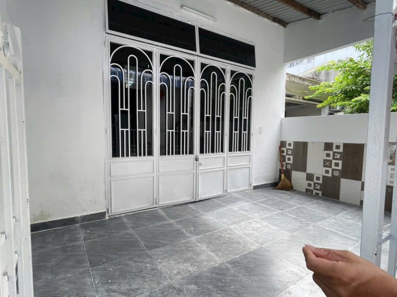 ► Nhà sát Đinh Công Trứ, Ô tô đậu 30m, gần Biển Mân Thái, ~70m2, Gác đúc sạch, nhỉnh 3 tỷ - Ảnh 1
