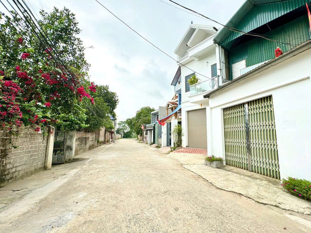 Siêu Phẩm  DT 118,7m. Mặt tiền= hậu 5m<br>- Vị trí: Tiên Trượng - Xã Thuỷ Xuân Tiên - Chương Mỹ - HN - Ảnh 2