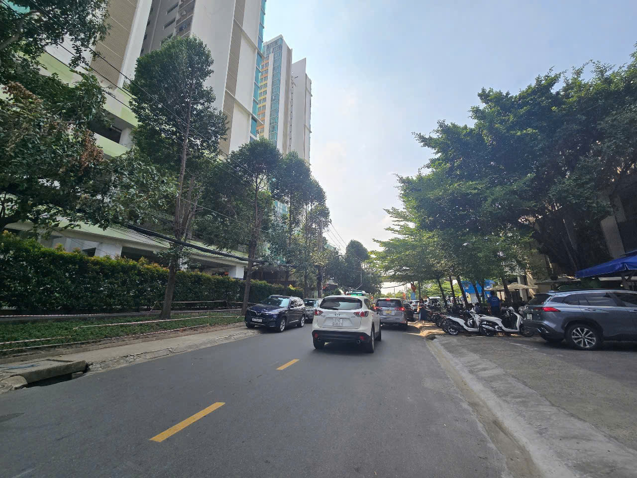 Bán đất khu Kim Sơn bờ sông sài gòn , Thảo Điền, Quận 2  hai mặt tiền thoáng, DT 923M2. Giá - Ảnh 1