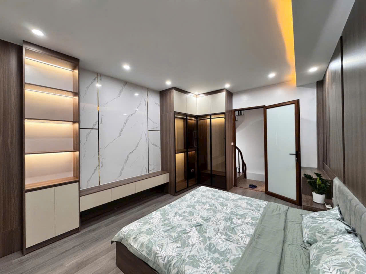 CÔ TÔI CẦN CHUYỂN NHƯỢNG LẠI CĂN NHÀ MẶT PHỐ LÊ LAI 50M2_4T KHU VỰC KINH DOANH SẦM UẤT - Ảnh 3