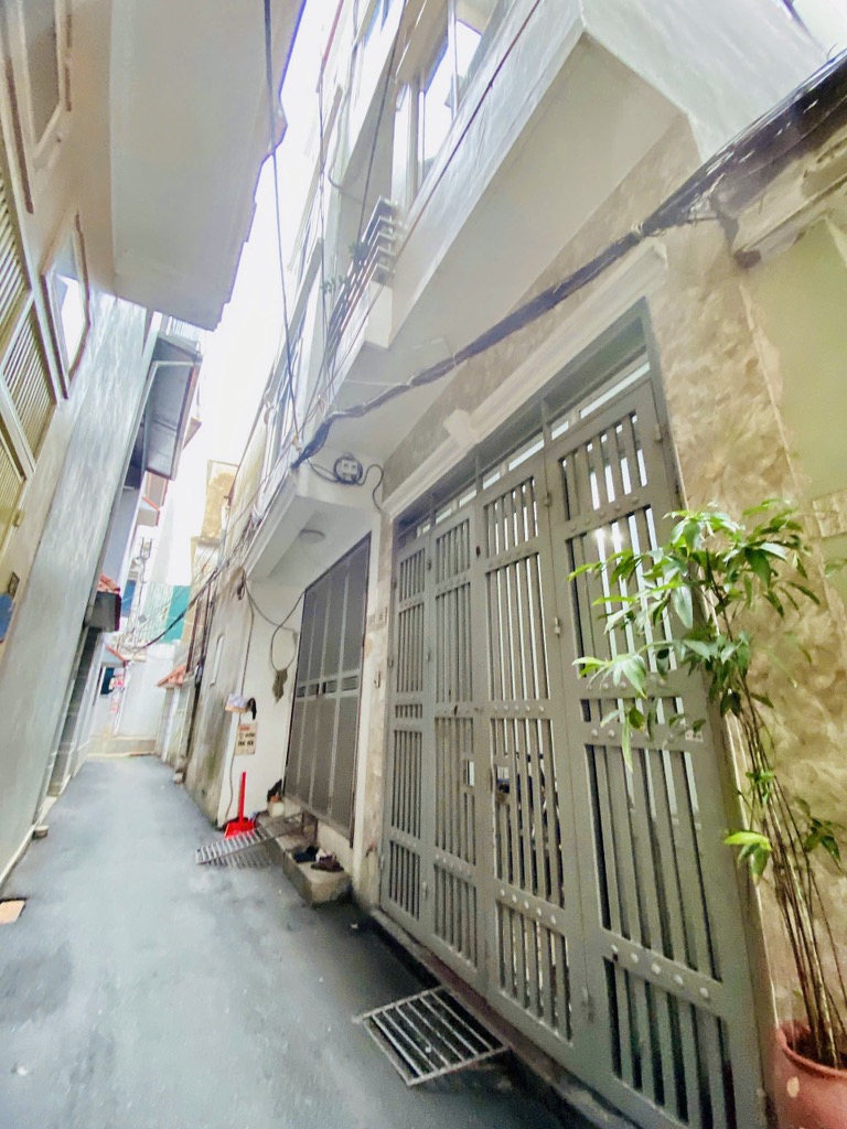 NHÀ ĐẸP-CẠNH HỒ HẠ ĐÌNH-KHƯƠNG ĐÌNH-Ô TÔ-NỘI THẤT 47M-4 TẦNG GIÁ 6,8 TỶ - Ảnh 2