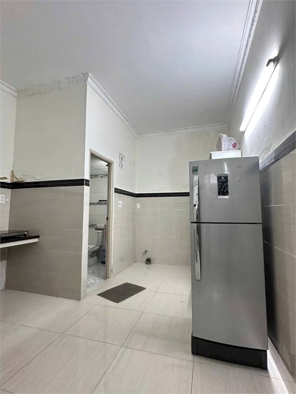BÁN GẤP NHÀ  (P Tây Thạnh) Trường Chinh  3 tỷ Tân Phú Hồ Chí Minh  -1 trệt 1 lầu có ban công, hẻm - Ảnh 2