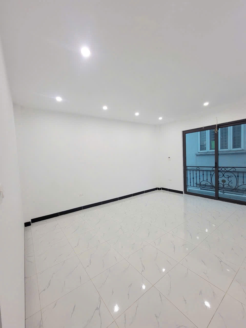 NHÀ 5 TẦNG TẢ THANH OAI 3,5 TỶ - Ảnh 1