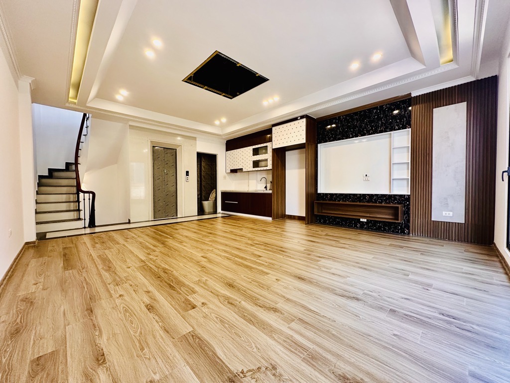 Bán Nhà Khuất Duy Tiến 7 Tầng Thang Máy – Giá Tốt Nhất Khu Vực - Ảnh 2