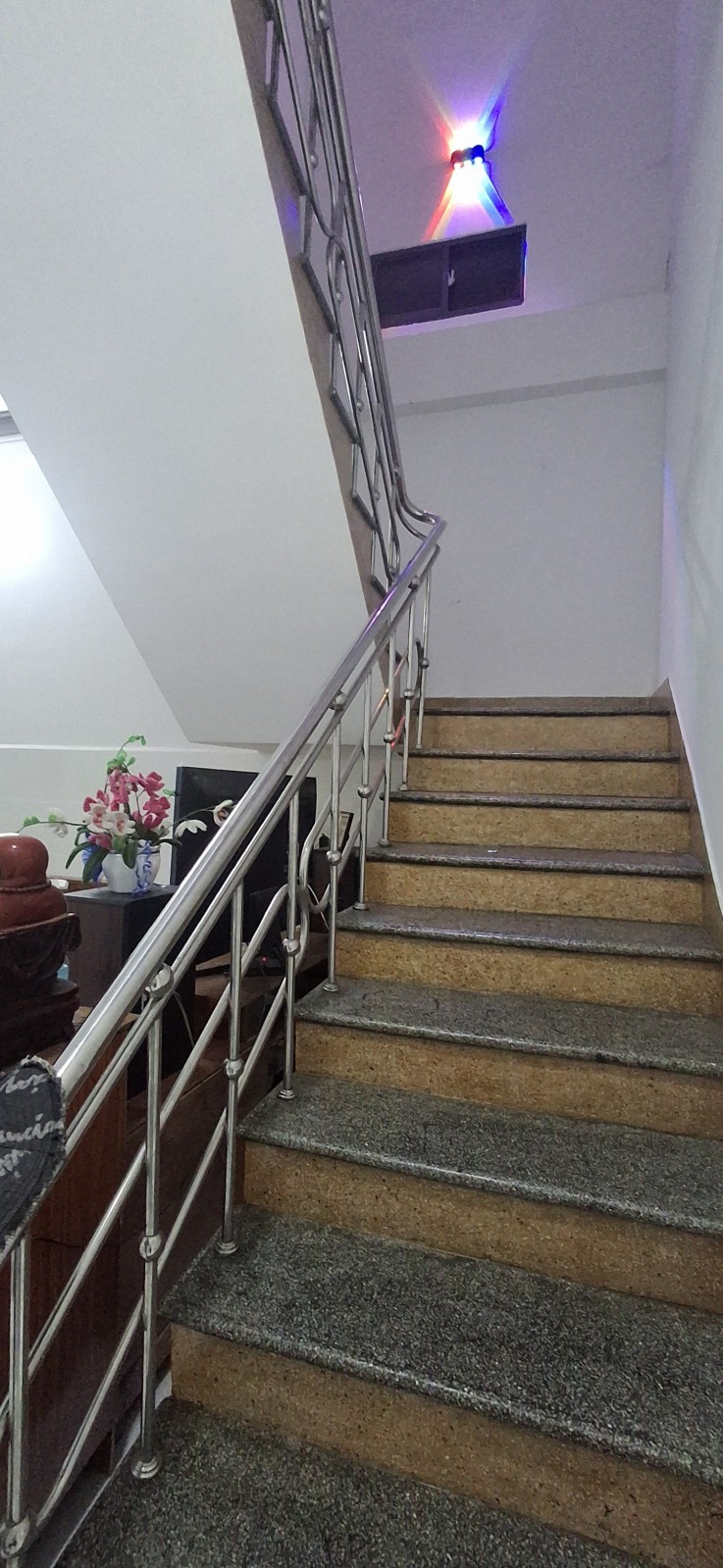 ♪ Nhà Kiệt Ô tô đậu cửa, sát Bình Thái Ông Ích Đường, 98m2, 2 tầng, cứng sạch 3.6 tỷ - Ảnh 1