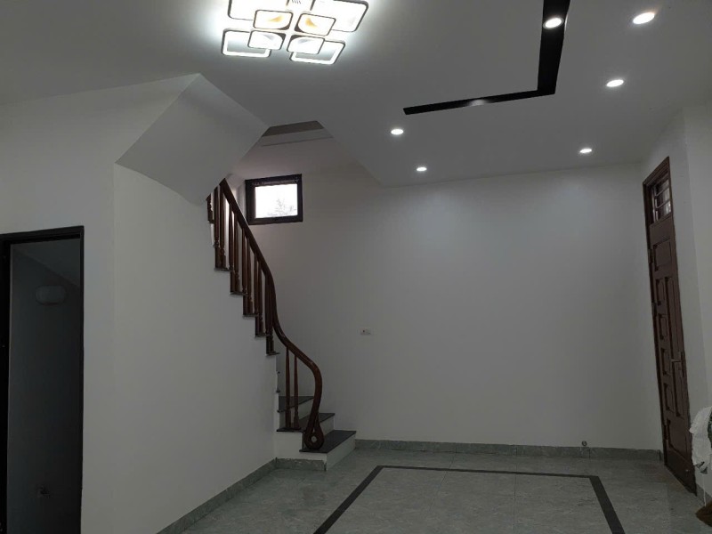 Bán nhà Thượng Phúc 30.3m², 5T, ban công thoáng, vài bước ra ô tô, chỉ 6.1 Tỷ - Ảnh 1
