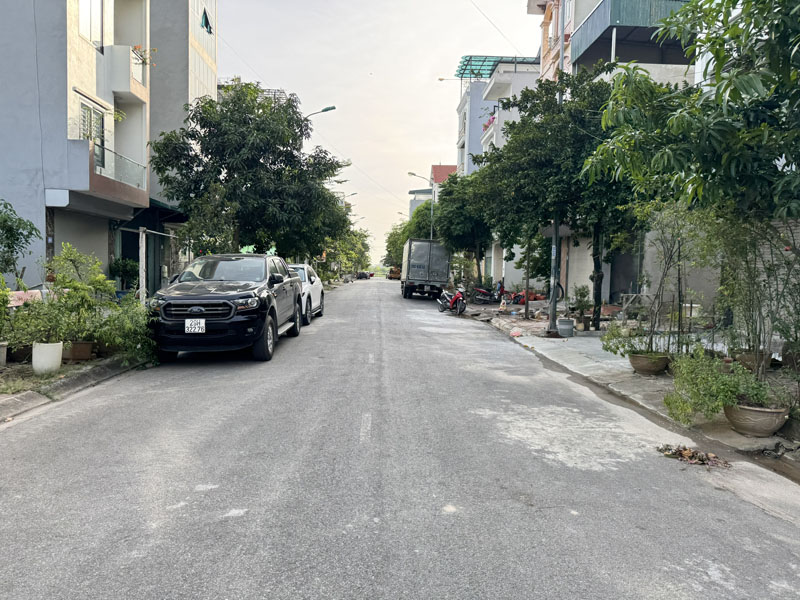 (Chủ Ngộp Hạ Sốc) Bán nhanh lô đất vàng 60m2, đường 17m TĐC Trâu Quỳ, giá đầu tư cực tốt! - Ảnh 3