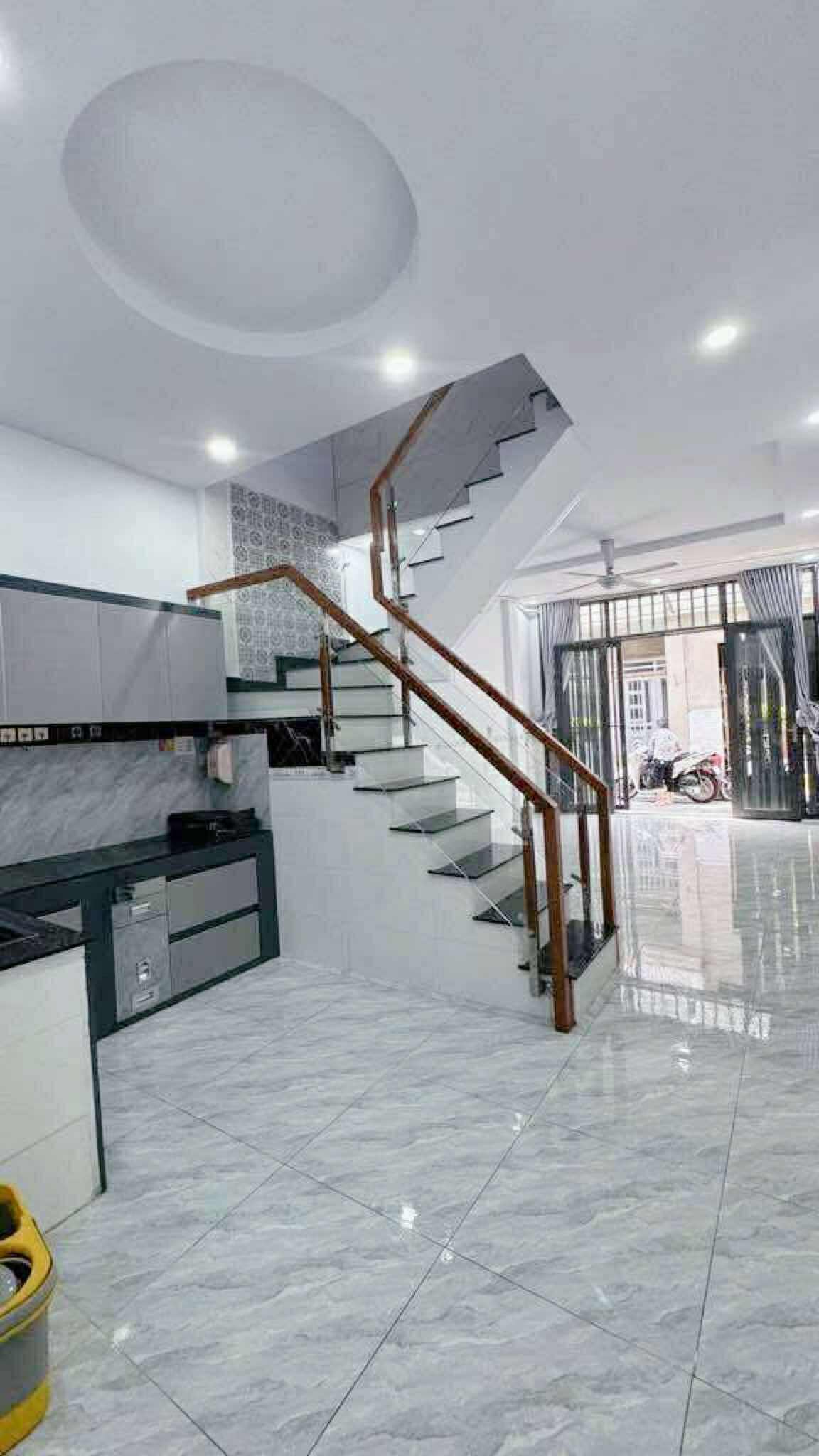 Bán nhà 33m2-2tang sát mt Lê Văn Khương Q12 , hẻm kiamoning ,cạnh Chợ Thiếc, 3 tỷ nhỉnh 0932030061 - Ảnh 2