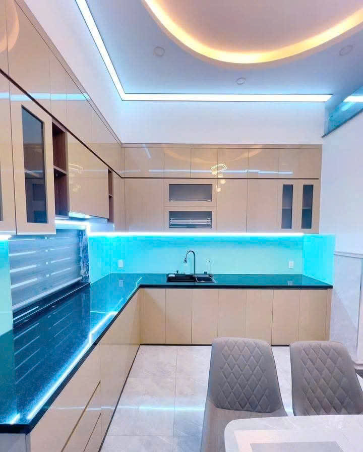 👉  Nhà HÀ HUY GIÁP, Quận 12, 110M2, 5.8 TỶ  🏠 Diện tích 5m x 22m, 2 tầng, 4 phòng ngủ. - Ảnh 1
