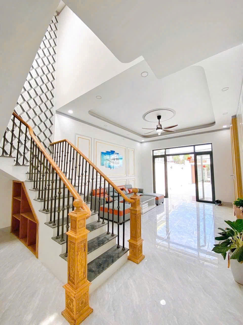Ngay bệnh viện da liễu Đồng Khởi 5x23m , Nhà xây cho con trai ở giờ chuyển công tác nên bán gấp - Ảnh 3