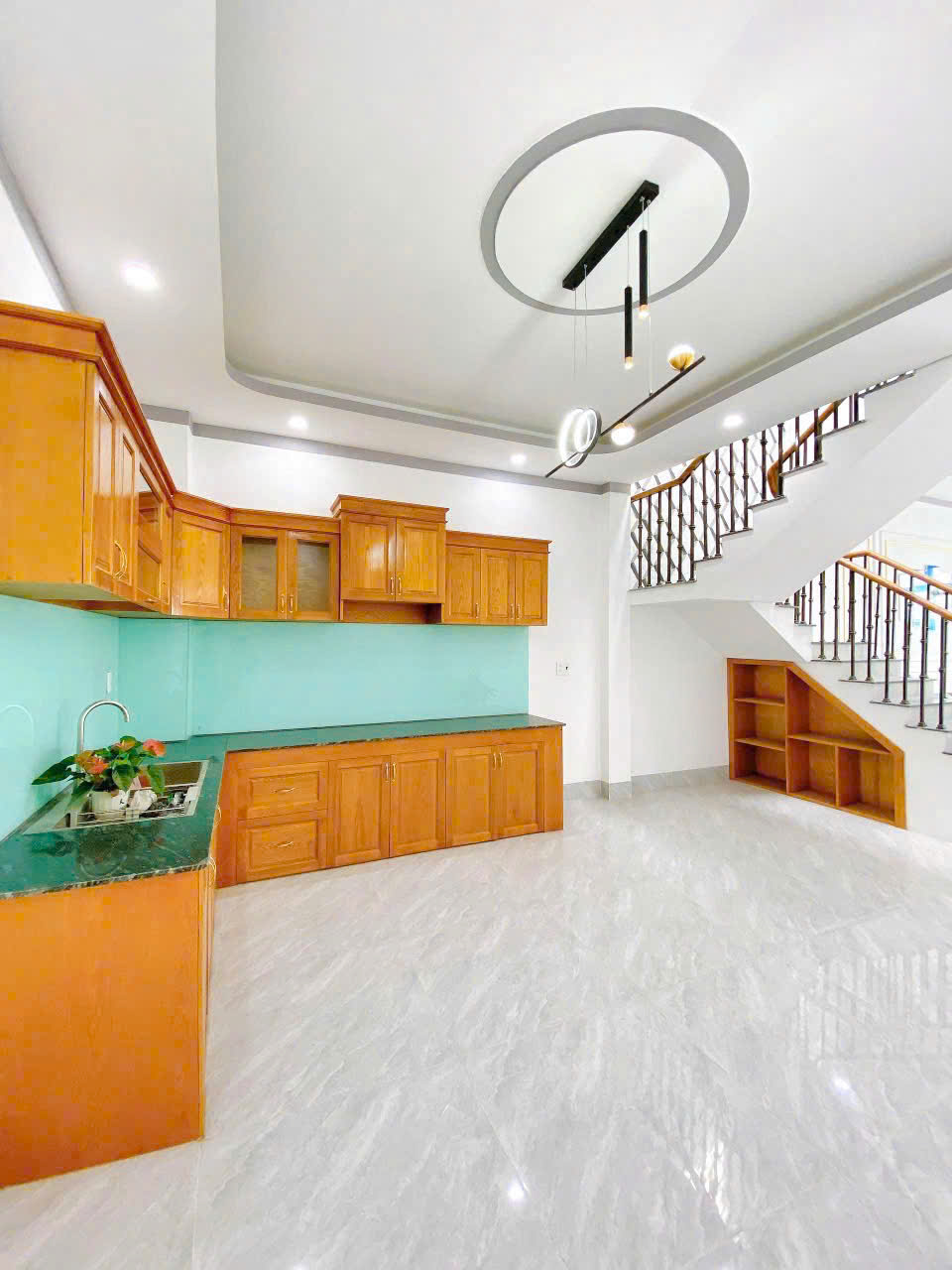 Ngay bệnh viện da liễu Đồng Khởi 5x23m , Nhà xây cho con trai ở giờ chuyển công tác nên bán gấp - Ảnh 5