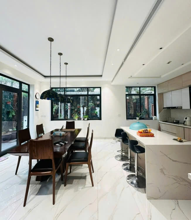 BÁN BIỆT THỰ KHU C KĐT CIPUTRA, TÂY HỒ - 238M² - MT 9M - MẶT ĐƯỜNG ĐÔI - VIEW TRƯỜNG HỌC - Ảnh 2