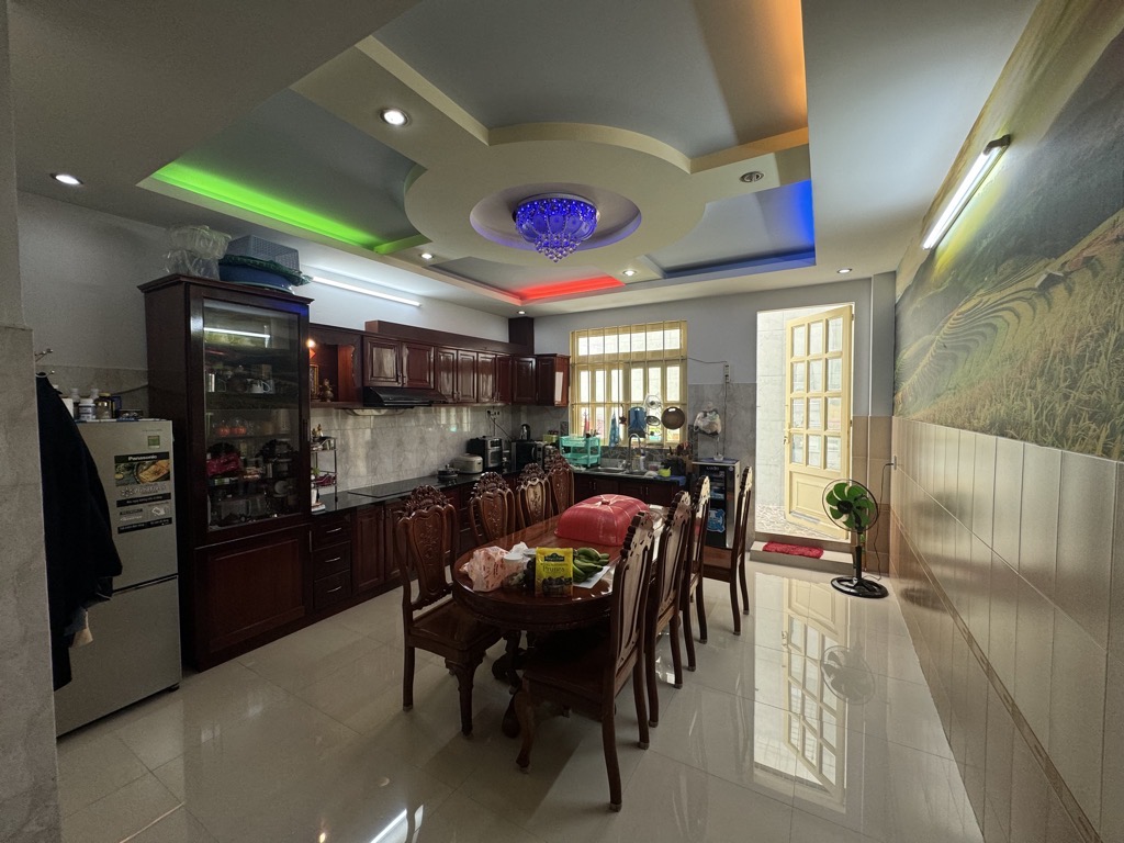 BÁN GẤP NHÀ MẶT TIỀN NGAY NGÃ TƯ BỐN XÃ – 5 TẦNG – 100M2 CHỈ 9 TỶ - Ảnh 2