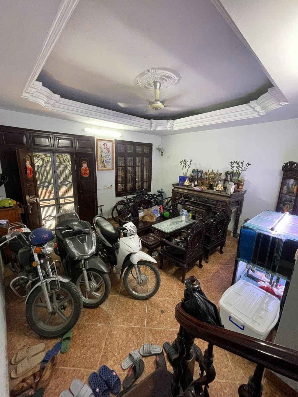 Bán nhà đẹp Giang Văn Minh, vài bước ra mặt phố, dân xây tâm huyết - Ảnh 1