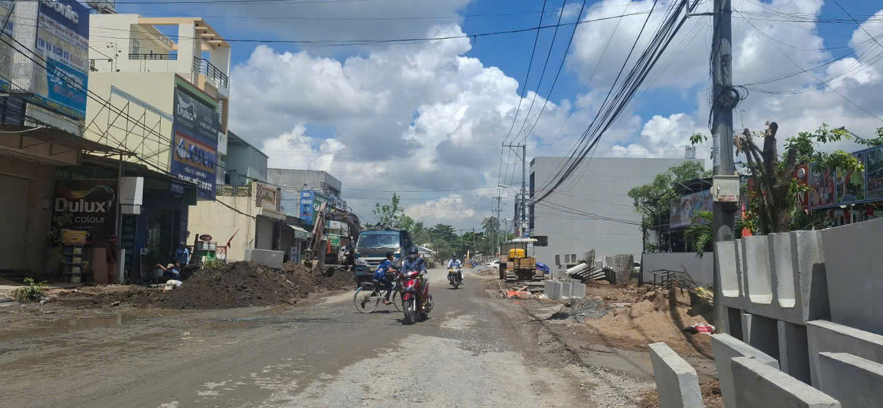 Lô đất mặt tiền đường Lò lu DT 74m giá 8,3 tỷ - Ảnh chính