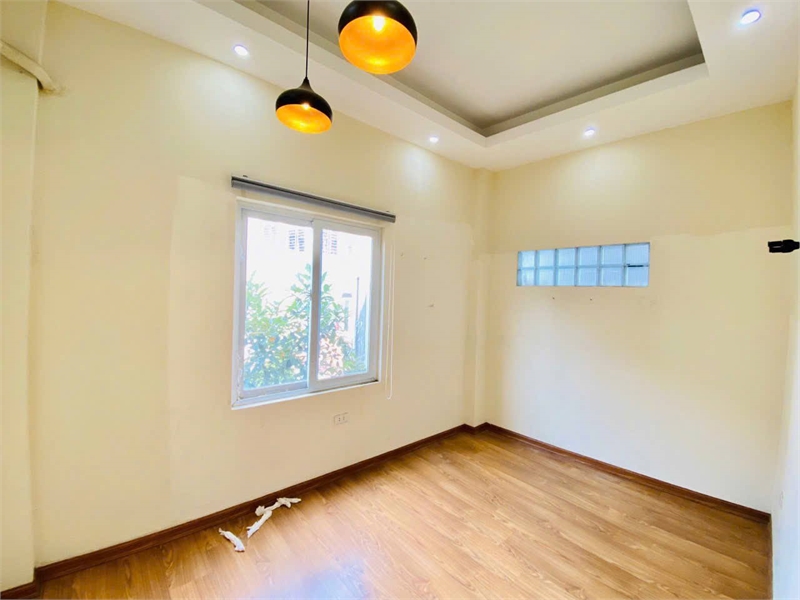 Bán Nhà 4 Tầng An Dương Vương – Tây Hồ – 42m², MT 4.2m – Ô Tô Đỗ Cửa – Chỉ 8.7 Tỷ! - Ảnh 3