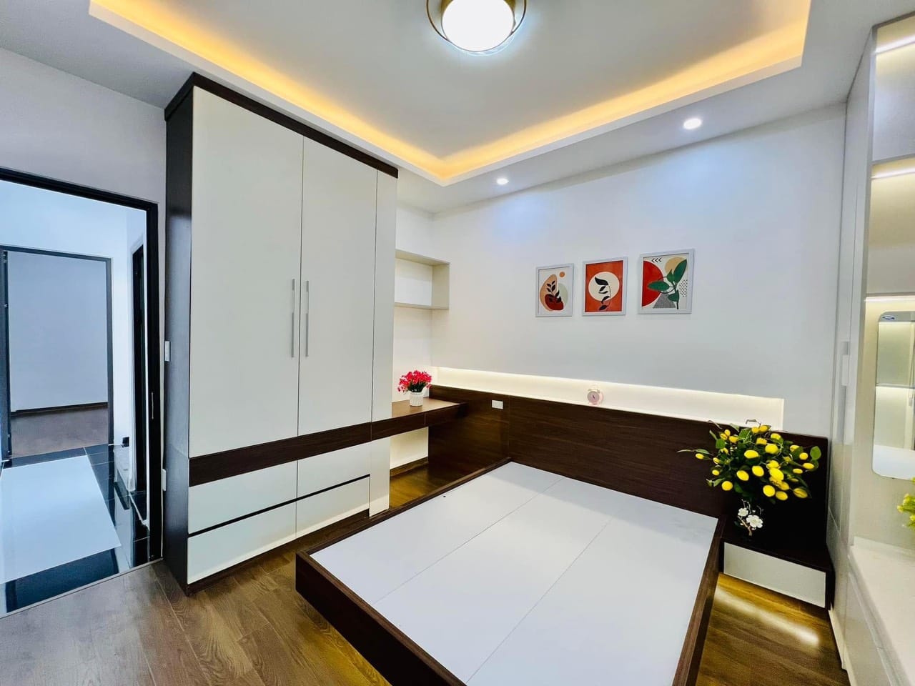 Nhà Cực Đẹp, Phố Hồng Mai, Hai Bà Trưng, Nội Thất 5 Sao, 2 Thoáng, Ô Tô 20m2, DT 40m2 Giá 8.45 Tỷ - Ảnh 1