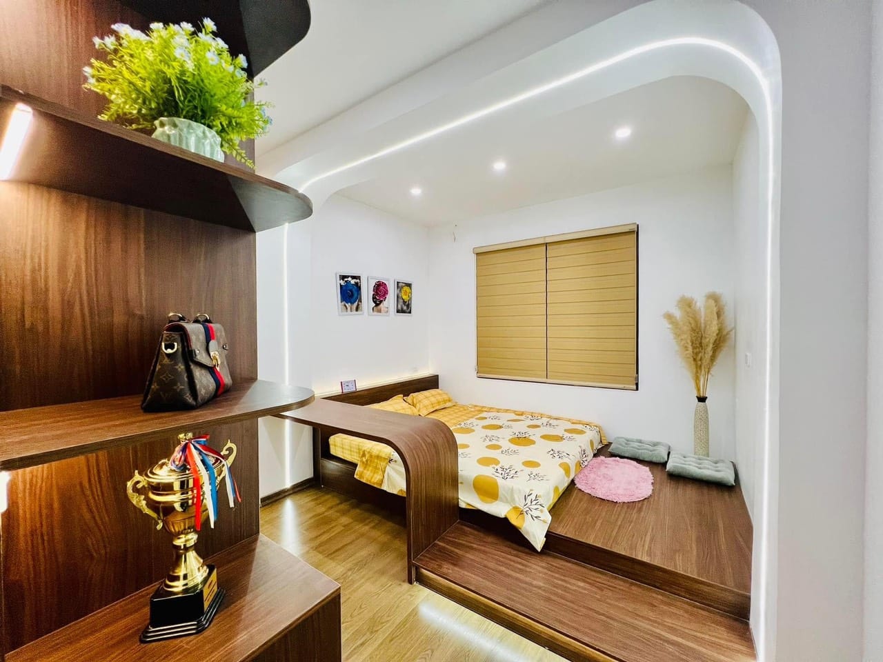 Nhà Cực Đẹp, Phố Hồng Mai, Hai Bà Trưng, Nội Thất 5 Sao, 2 Thoáng, Ô Tô 20m2, DT 40m2 Giá 8.45 Tỷ - Ảnh 2