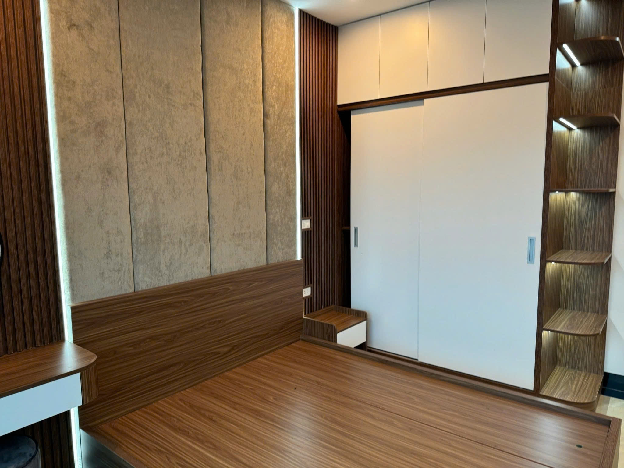 BÁN NHÀ PHỐ HOÀNG CẦU, ĐỐNG ĐA - 50M² x 7T THANG MÁY - FULL NỘI THẤT- KINH DOANH - 15.5 TỶ - Ảnh 3