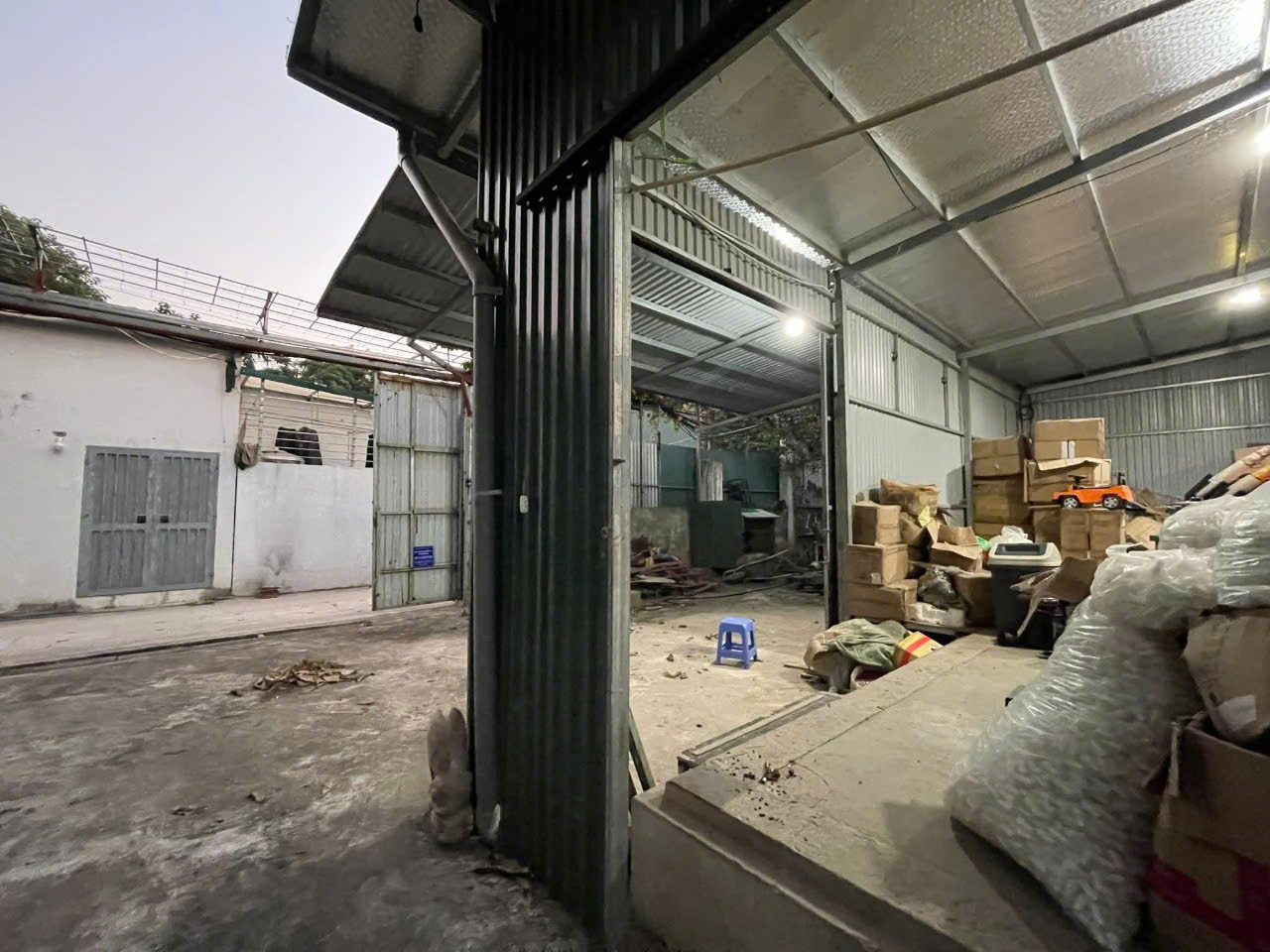 CHÍNH CHỦ Cho Thuê Tổ Hợp Văn Phòng & Kho Xưởng 400m² Vị Trí Đắc Địa, Kết Nối Thuận Tiện - Ảnh 4
