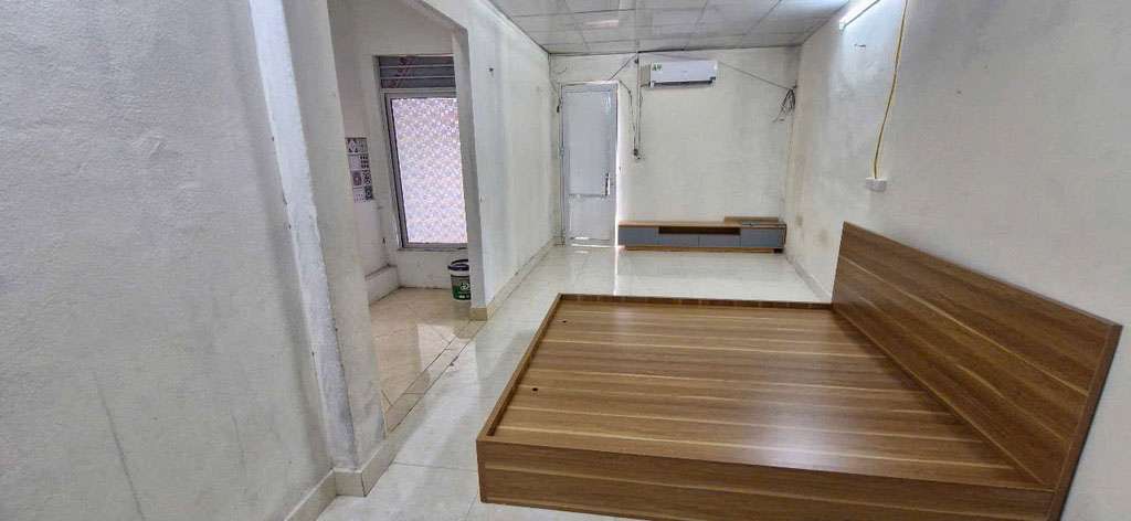 Bán nhà C4 ở Việt Hưng Long Biên cách 1 nhà ra mặt đường oto tránh diện tích 35m, 4 tỷ 9 - Ảnh 3