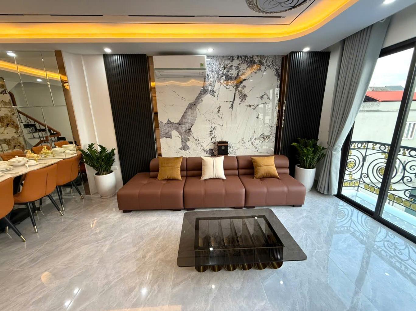 BÁN GẤP NHÀ 6  TẦNG THANG MÁY– PHỐ NGỌC TRÌ - TIỆN ÍCH BẠT NGÀN - GIÁ NHỈNH  6.XX TỶ! - Ảnh 4