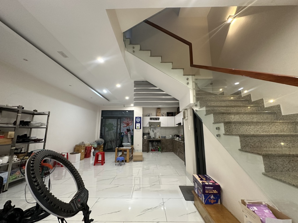 BÁN BIỆT THỰ MINI MỚI ĐẸP – NGANG 6.75M – NỘI THẤT CAO CẤP – HẺM 8M – KHU DÂN TRÍ – 90M2 – HOÀN - Ảnh 1