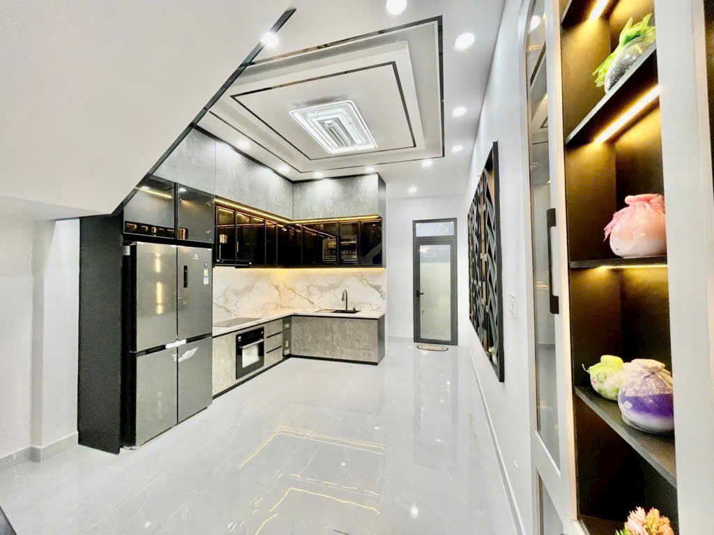 Nhà mới 62m2 - 4PN - 4 tầng - giá 7.75 tỷ - Hẻm Chuyên Dùng Chính, Q7 - Ảnh 1