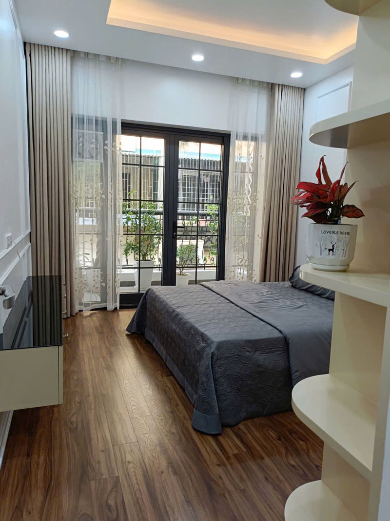 Cần bán 46m2 nhà 4 tầng ngõ 447 Ngọc Lâm. Đường ô tô tránh, có vỉa hè - Ảnh chính