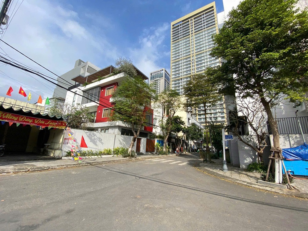 BÁN ĐẤT MẶT TIỀN LÊ MẠNH TRINH, CÁCH BIỂN PHẠM VĂN ĐỒNG CHỈ 100M - Ảnh 1